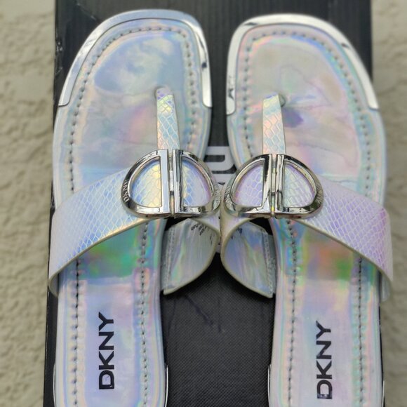 DKNY Halcott Flat Thong Sandals Snake Print Python US 6 Silver Iridescent Slides - Picture 5 of 9